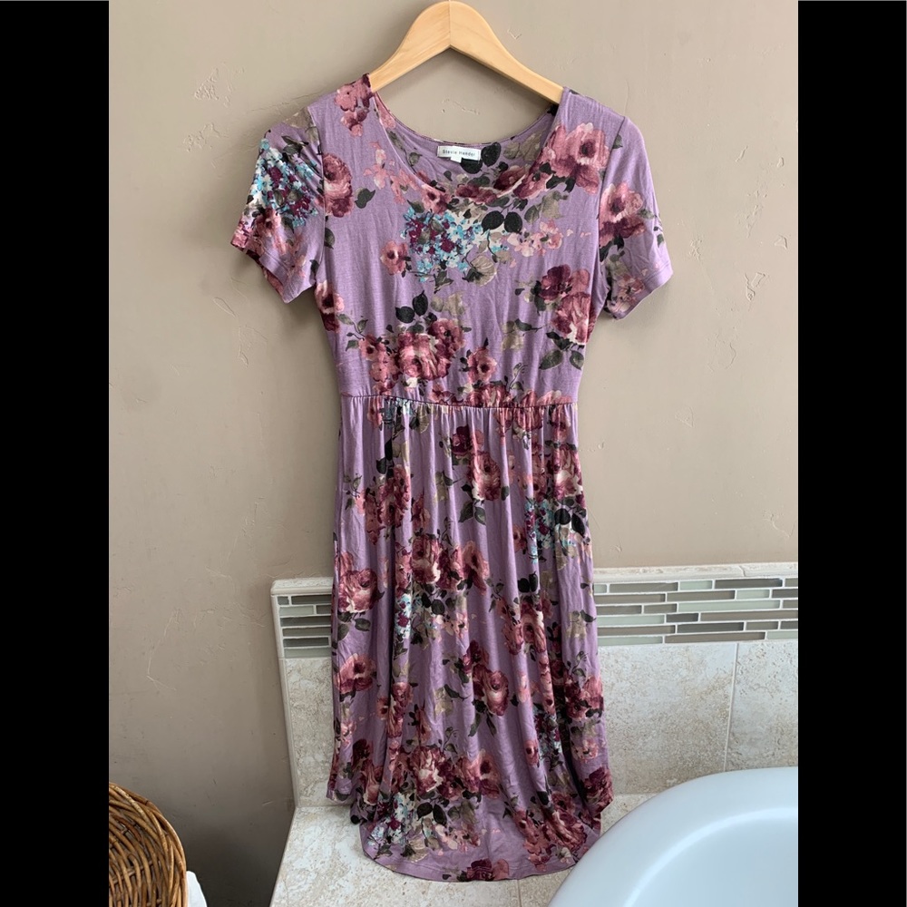 Stevie Hender size small midi dress